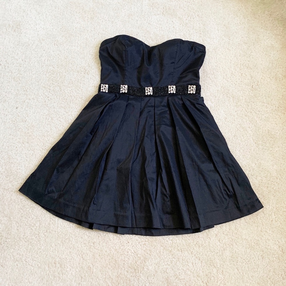 GUESS cocktail black dress strapless 6